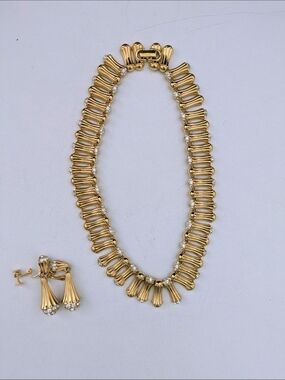 Vintage Gold Plated Statement Necklace and Earrings Set - Elegant Women Jewelry